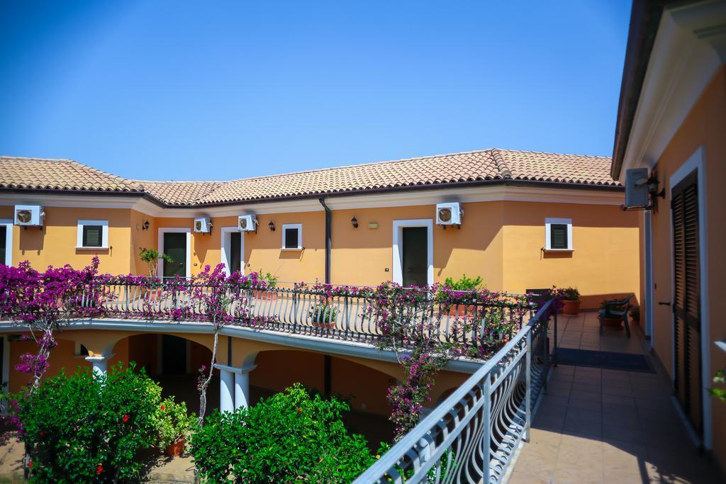 Villaggio Hotel Lido San Giuseppe Briatico Camera foto